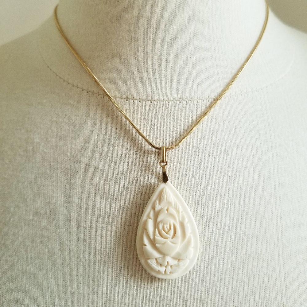 Carved Rose Teardrop Pendant Necklace